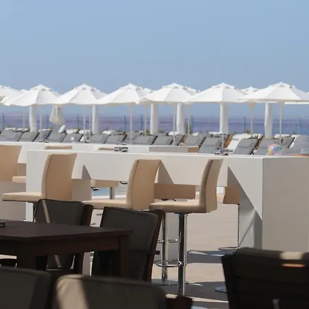 Hotel Gold Island Turkler