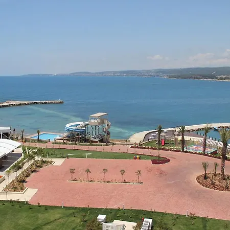 Hotel Gold Island Turkler