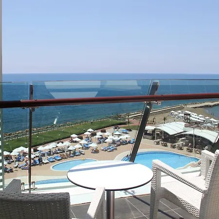 Hotel Gold Island Turkler