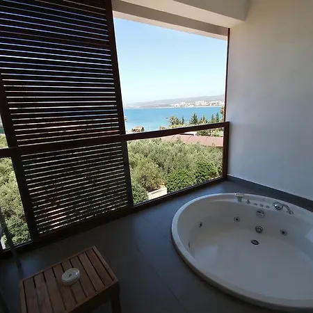 Hotel Gold Island Turkler