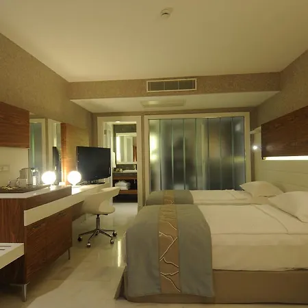 Gold Island Otel 5*