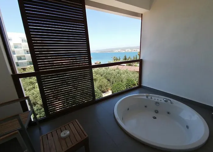 Hotel Gold Island Turkler