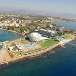 Ξενοδοχείο Gold Island