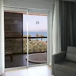 Ξενοδοχείο Gold Island 5*